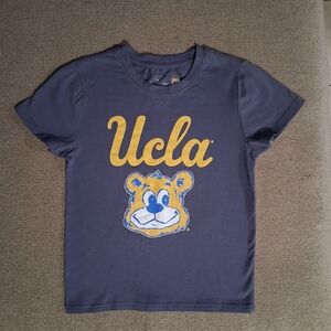 Peanuts Dark Gray and Yellow Graphic Tee